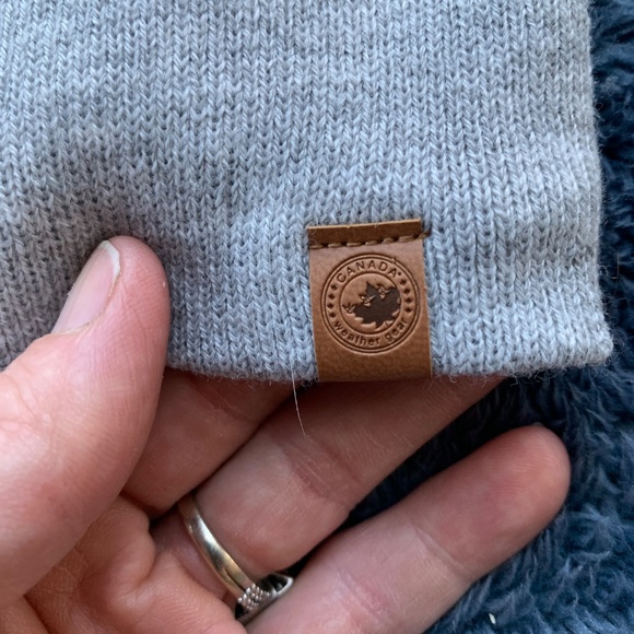 Canada Weather Gear beanie - Picture 3 of 3